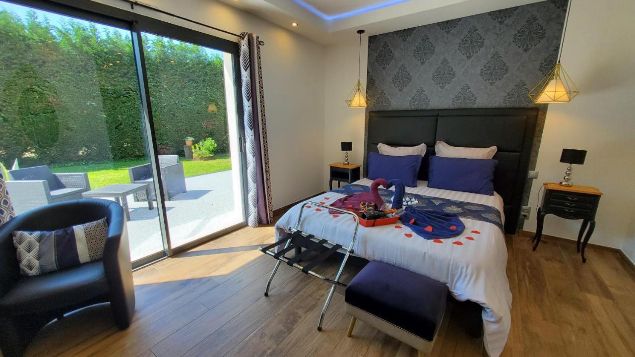 Les Cuves - Saintes Bed and Breakfast Chaniers Eksteriør billede