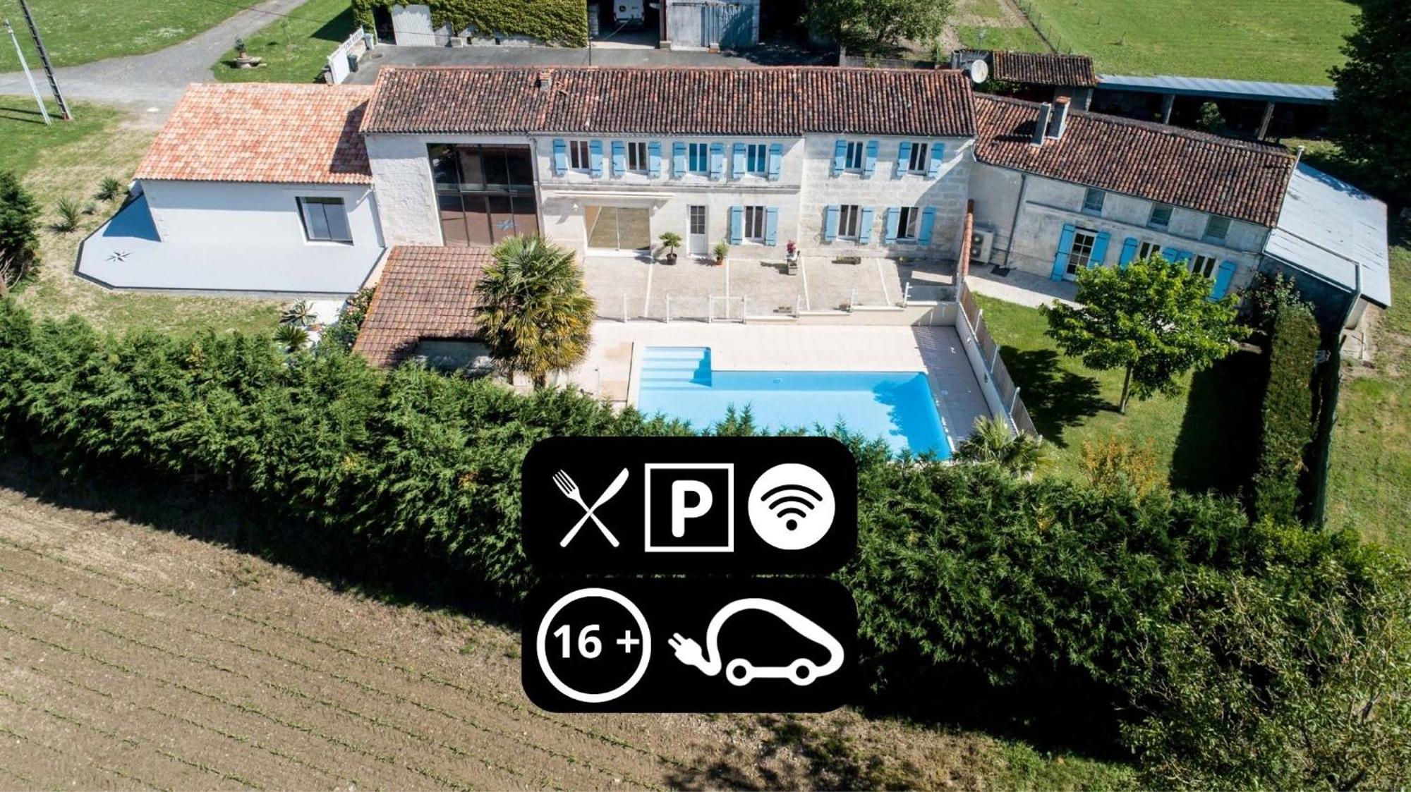 Les Cuves - Saintes Bed and Breakfast Chaniers Eksteriør billede